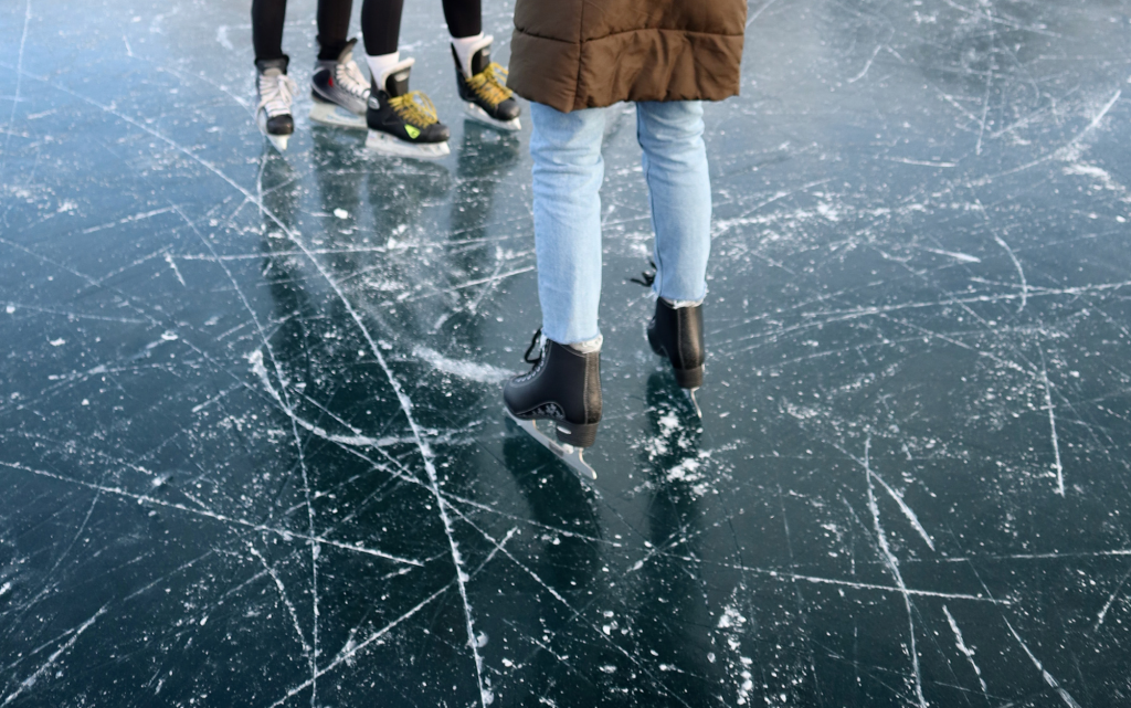 Blue Mountain Resort Opens 1.1 km Skating Trail Daily Tings